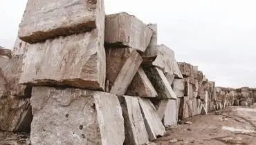 قفل بازاریابی بر انبار سنگ‌های تزئینی