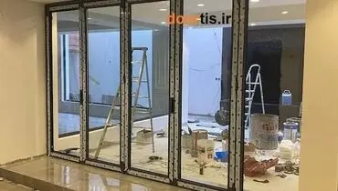 استفاده از پارتیشن شیشه ای متحرک به عنوان بالکن شیشه ای