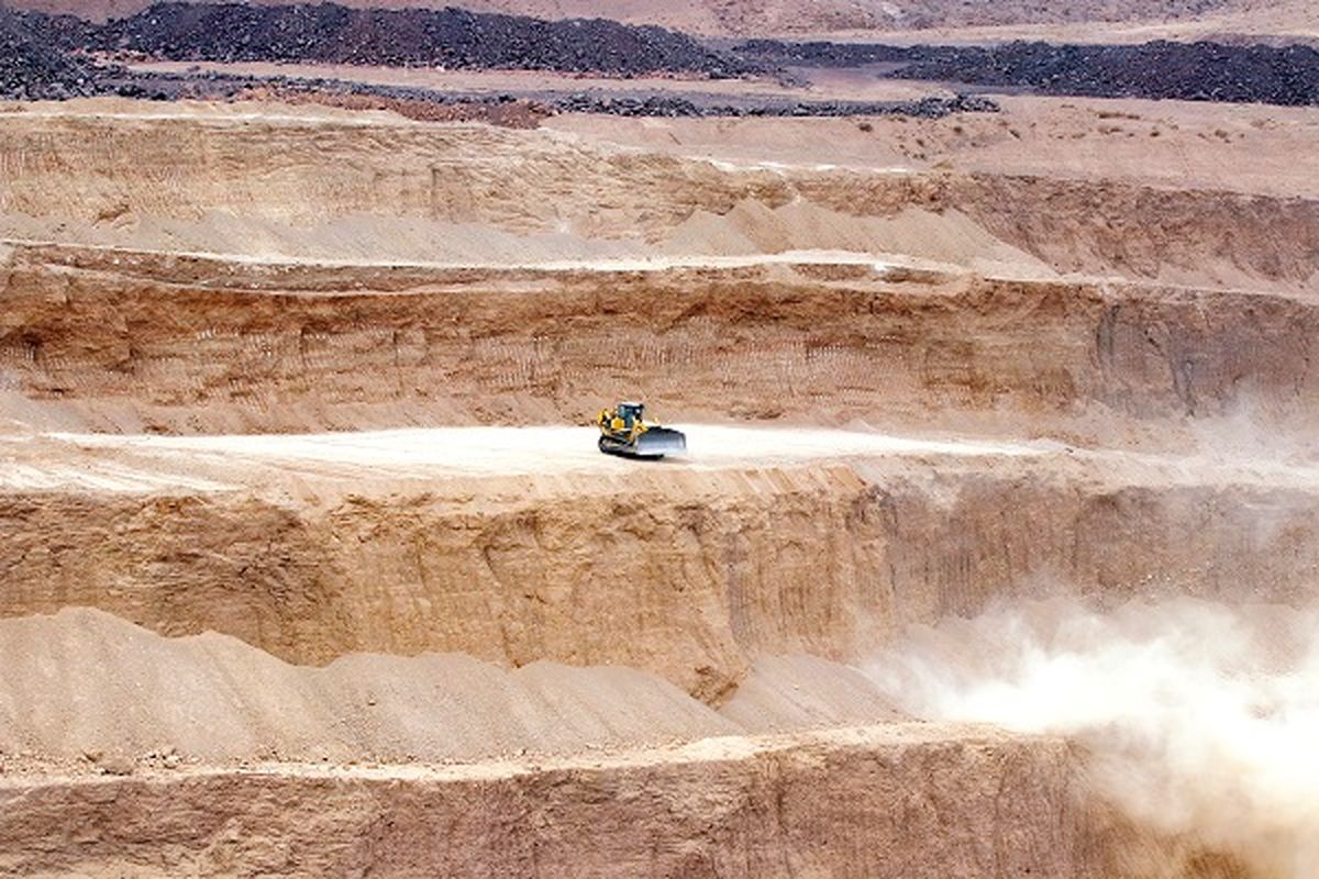 افزایش رشد بخش صنعت و معدن 