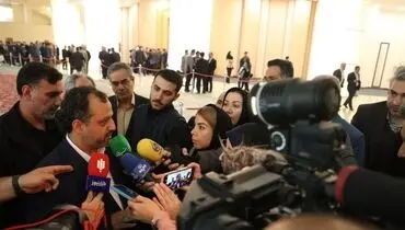 خاندوزی: روند تورم نسبت به سال گذشته كاهشی بوده و قیمت ها تا پایان سال ثابت است