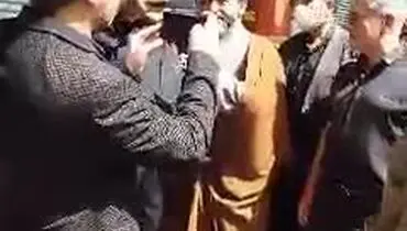 حضور حجت الاسلام (مسعود خامنه ای)در بین مردم+فیلم