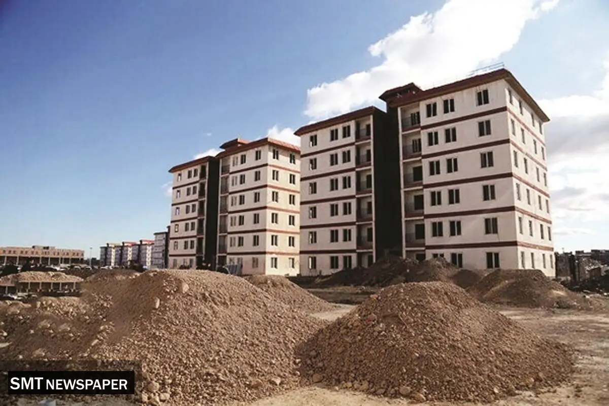 سایه برج‌ها بر سر دریا