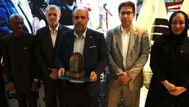 بیمه‌ دی غرفه برتر سومین نمایشگاه بین‌المللی شهر پایدار کیش شد