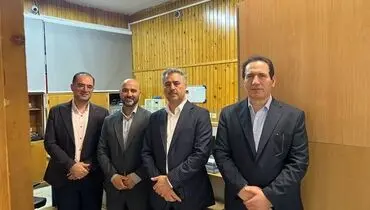 بازدید معاون شعب و توسعه بازار مدیرعامل بانک سرمایه از باجه چاپ و نشر با محوریت ارتقای کیفیت خدمات