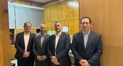 بازدید معاون شعب و توسعه بازار مدیرعامل بانک سرمایه از باجه چاپ و نشر با محوریت ارتقای کیفیت خدمات