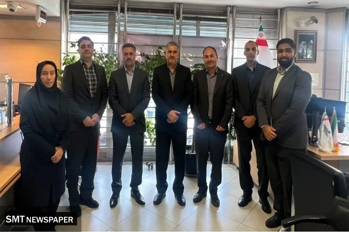 ارزیابی میدانی سرپرست مدیریت عامل بانک سرمایه از شعبه گاندی