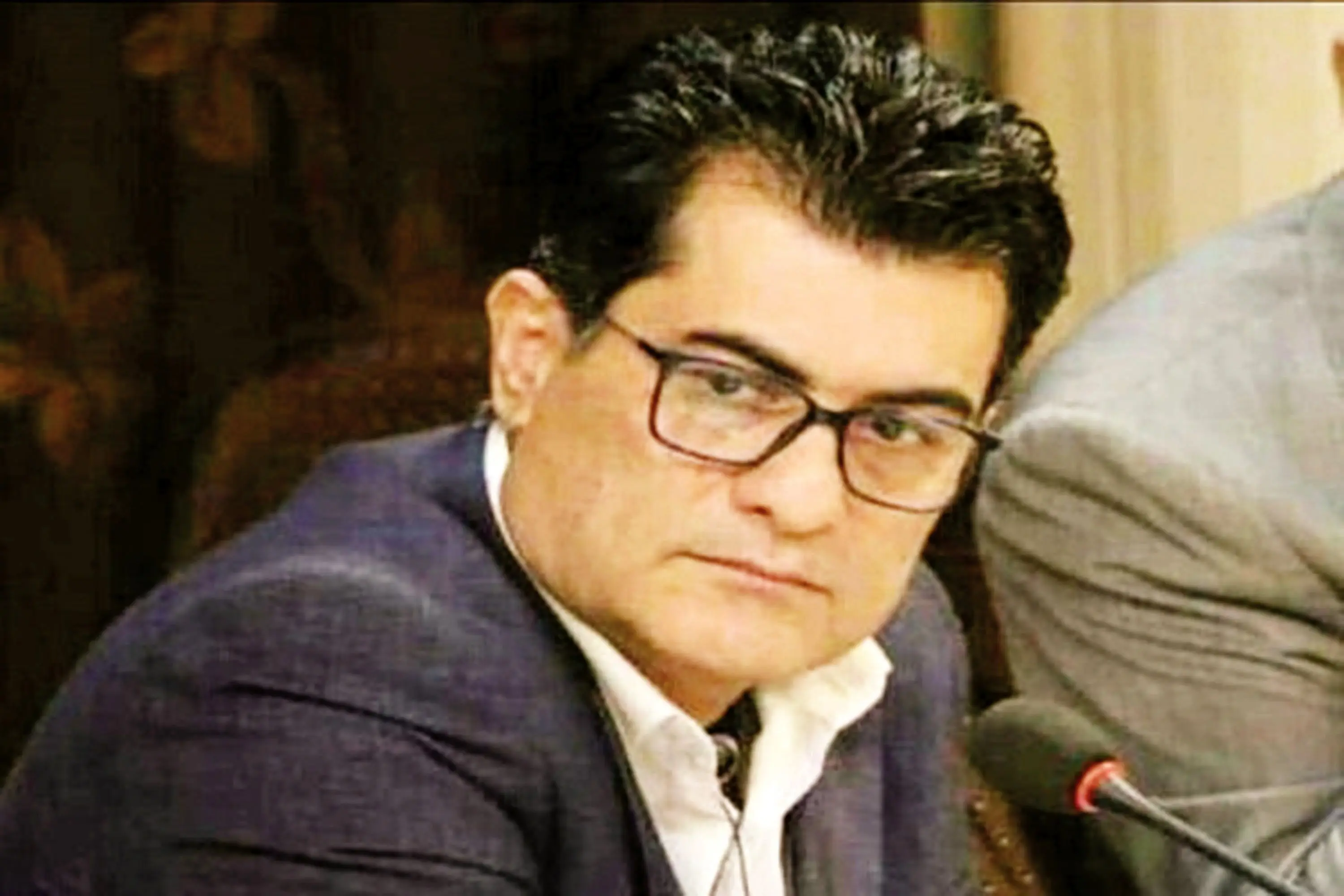 ی ۱۰