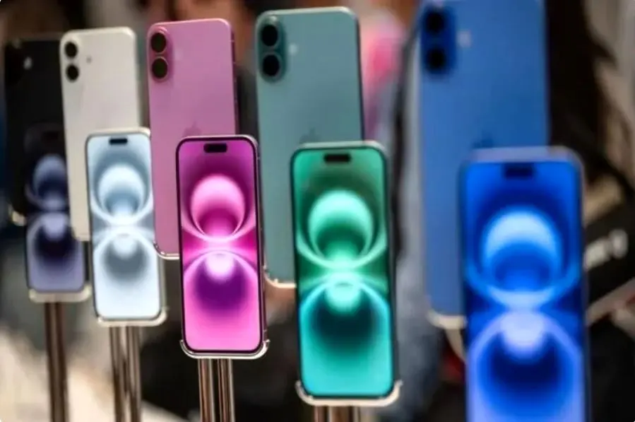 جهش ۲۰ درصدی قیمت موبایل و رایانه در سال ۲۰۲۶