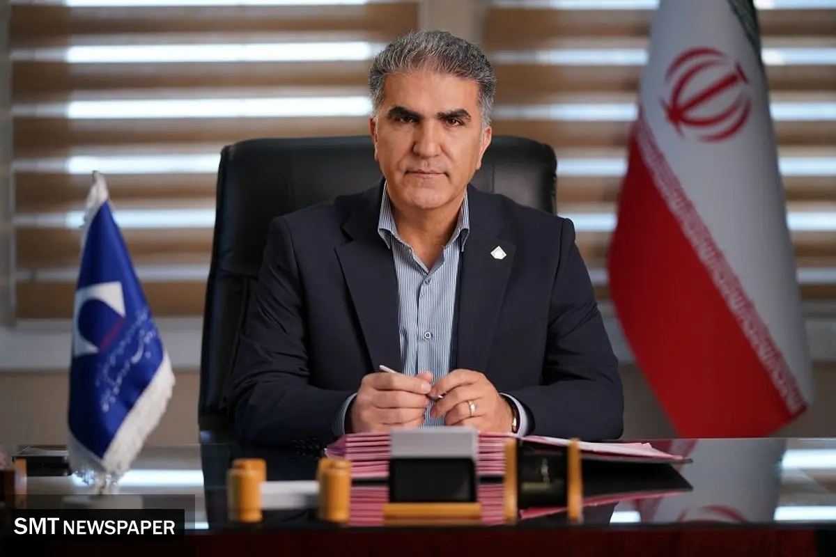 نقش کارگران در تحقق شعار «سرمایهگذاری برای تولید» انکار ناپذیر است/ کارگران، ستونهای استوار تولید و تحقق اقتصاد بدون نفت هستند