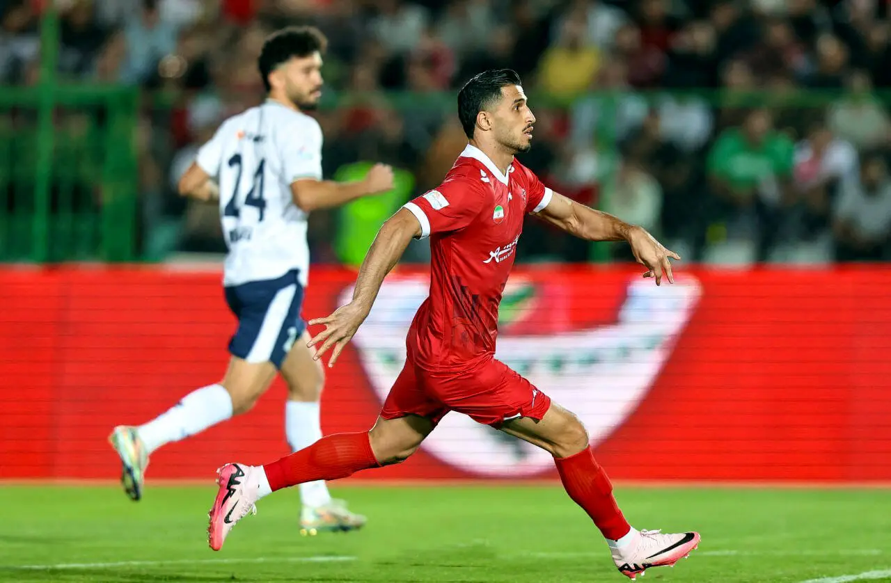 دیدار تراکتور و پرسپولیس بدون تماشاگر در یادگار امام برگزار می‌شود