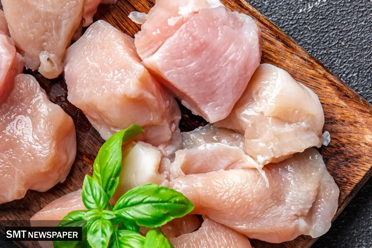 هشدار بهداشتی: مرغ خام را هرگز نشویید خطرناک است