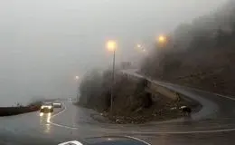 ترافیک سنگین در محور کندوان / بارش برف و باران در جاده‌های ۷ استان