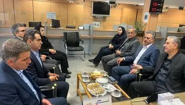 تقویت نقش شعب در بهبود خدمت‌رسانی و تحقق اهداف بانک سرمایه
