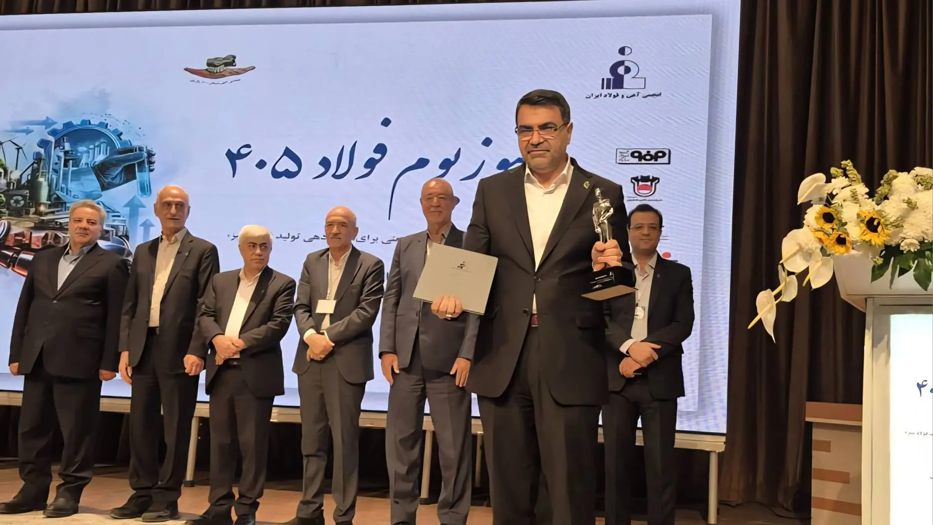 شعبانی مرد سال ۱۴۰۵ فولاد شد؛ خانی کارشناس برتر
