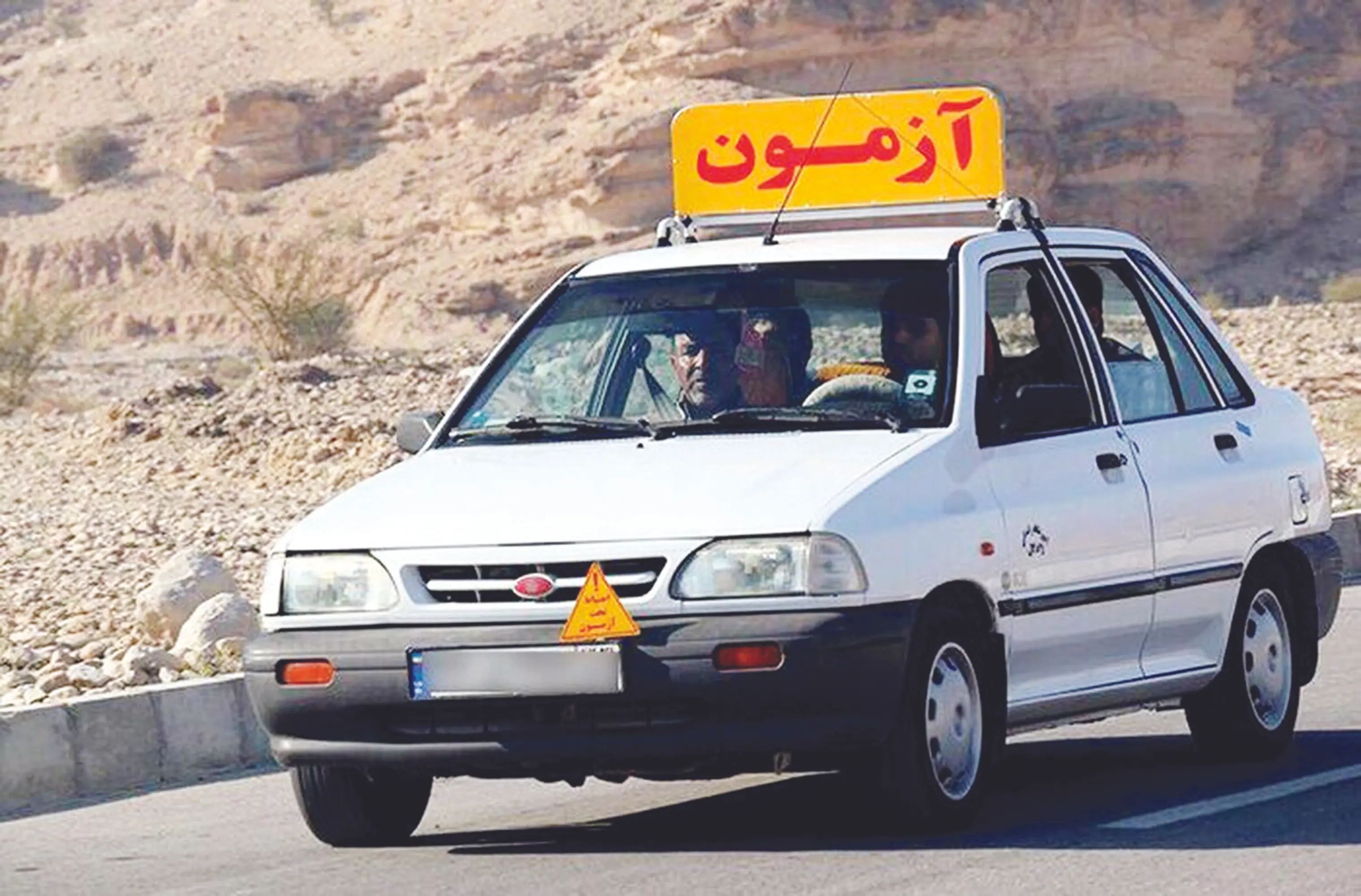  آموزش رانندگی زیر فشار هزینه‌ها