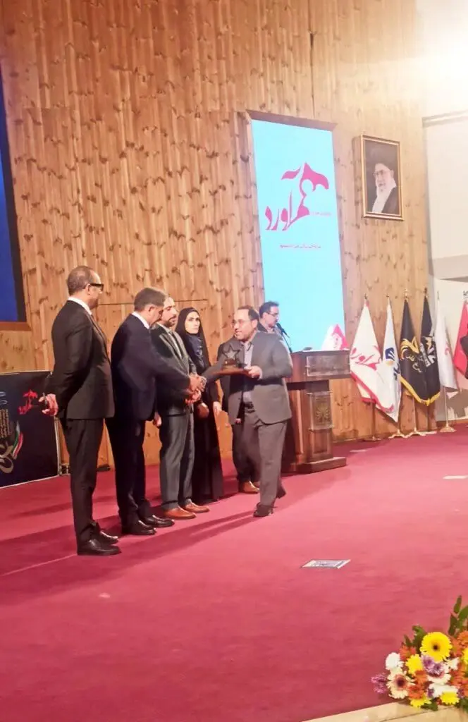 کسب تندیس و لوح تقدیر یازدهمین همایش سراسری رضایتمندی مشتری توسط شرکت آلومینای ایران
