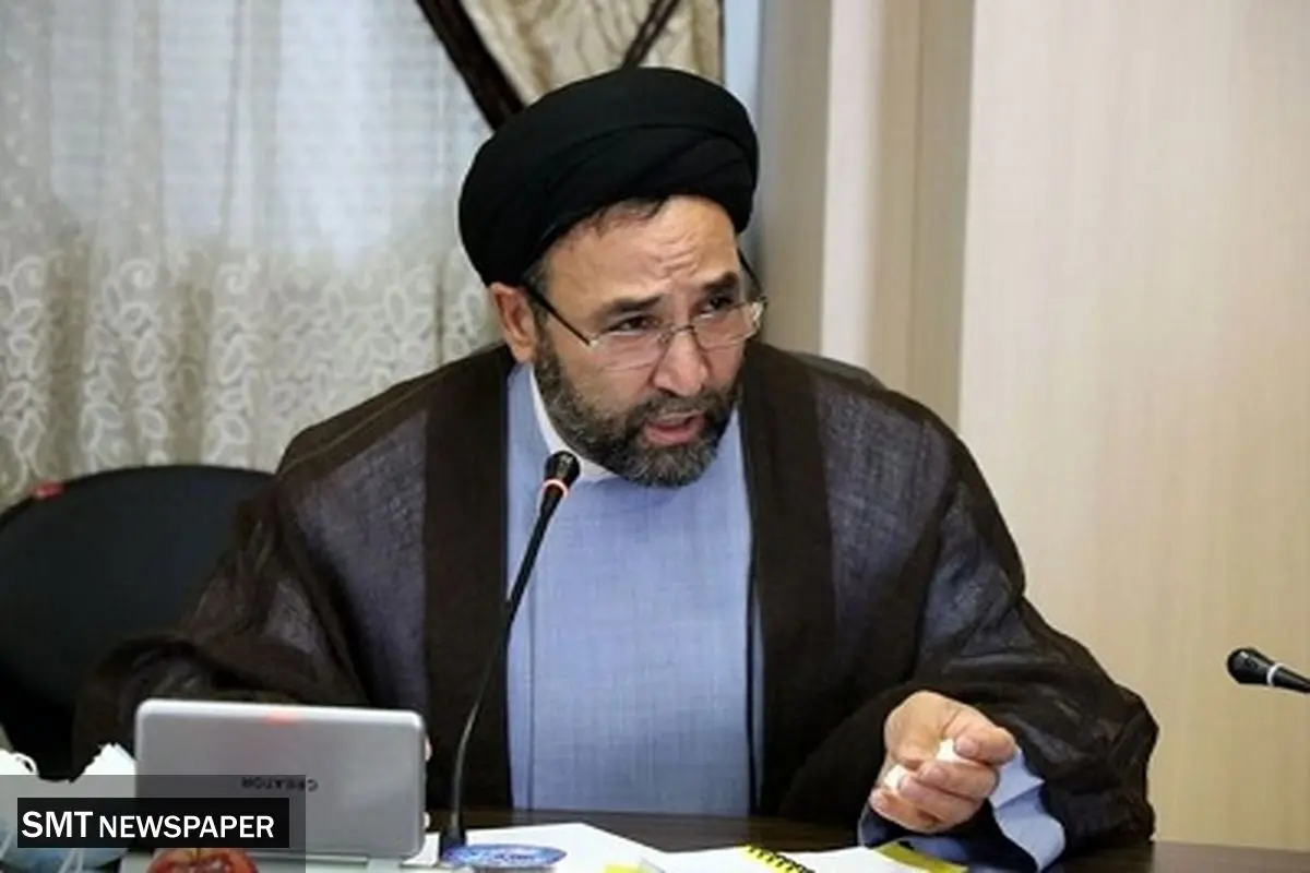 ائمه جمعه در مسکن کوچک متراژ به صدای مردم گوش دهند