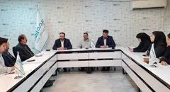 برگزاری نشست مشترک بیمه دی و کانون بازنشستگان کشوری در لرستان 