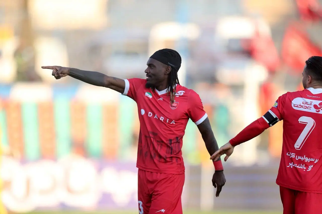 غیبت مشکوک وینگر خارجی پرسپولیس، تیوی بیفوما