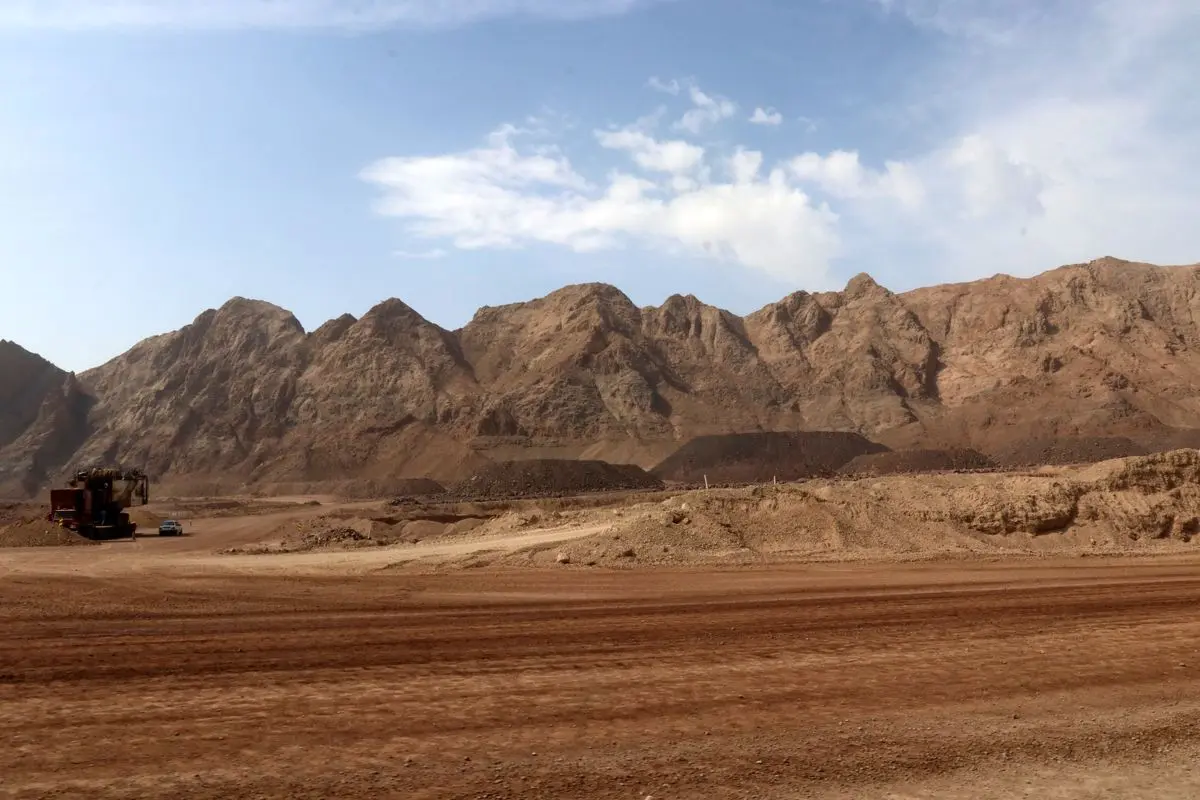 اتابک منجی معادن میشود؟