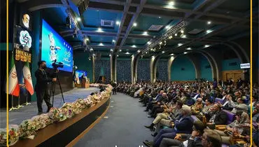 نفت سپاهان؛ ستاره درخشان آیین تجلیل از صادرکنندگان نمونه استان اصفهان 