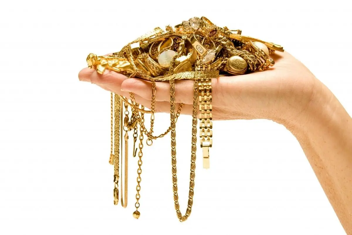 ریزش قیمت طلا امروز سه شنبه ۶ آبان ۱۴۰۴ + جدول