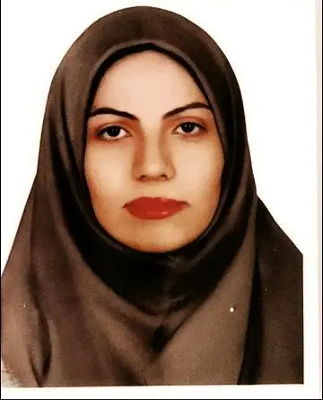 نقدی بر تئاتر در انتظار آدولف