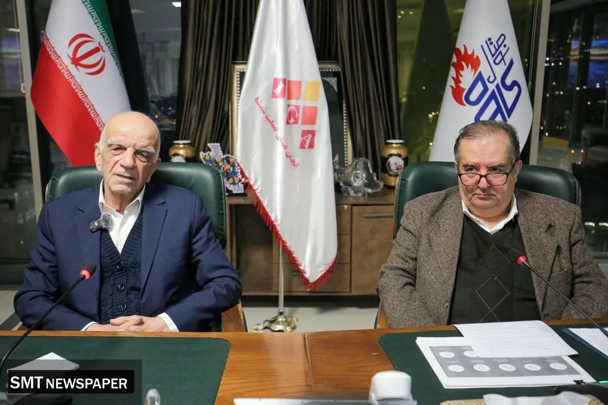 بلوغ کامل صنعت شیشه در کشور / نمایشگاه، سکوی معرفی محصولات فناورانه خواهد شد