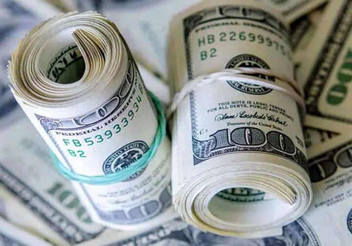 نوسان قیمت دلار در بازار آزاد؛ دوشنبه ۲۰ مرداد ۱۴۰۴ + جدول