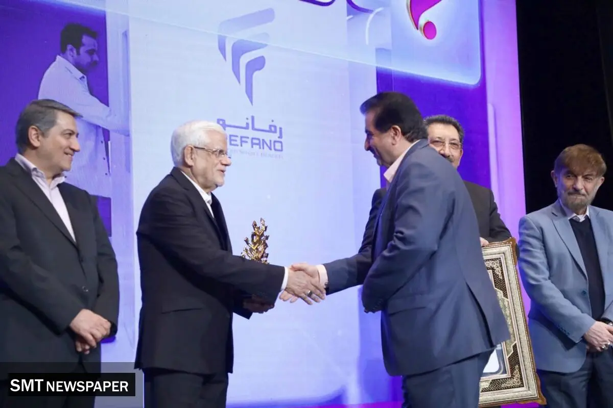 براساس رتبه‌بندی معتبر سازمان مدیریت صنعتی ایرانبانک رفاه کارگران صدرنشینی در شبکه بانکی را تداوم بخشید