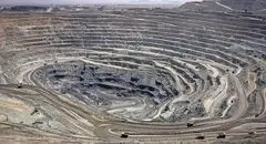 معدن نیاز مند حکمرانی متمرکز