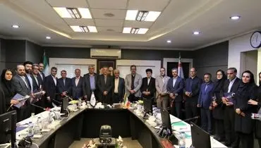 تقدیر بانک سرمایه از معلمان و اساتید در روز معلم ۱۴۰۵