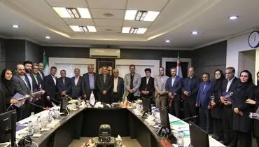 تقدیر بانک سرمایه از معلمان و اساتید در روز معلم ۱۴۰۵