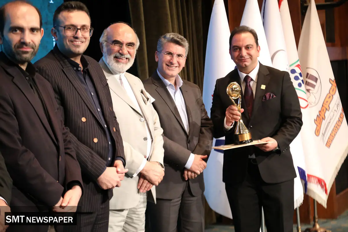 «مهندس مهدی جهان» موسس گروه تیام، موفق به دریافت تندیس چهره نامی صنعت و اقتصاد 1404 شد