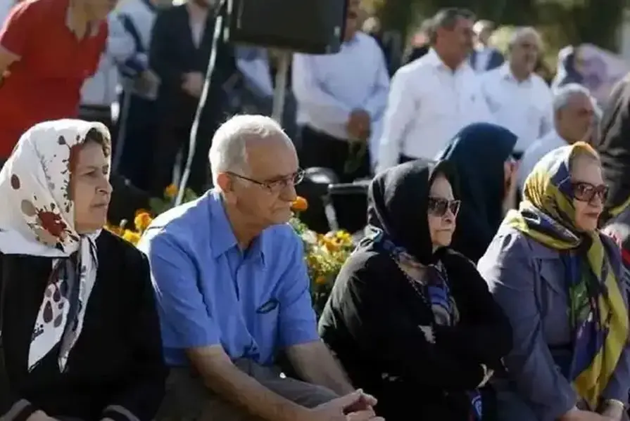 عیدی بازنشستگان به ۱۰ میلیون تومان رسید