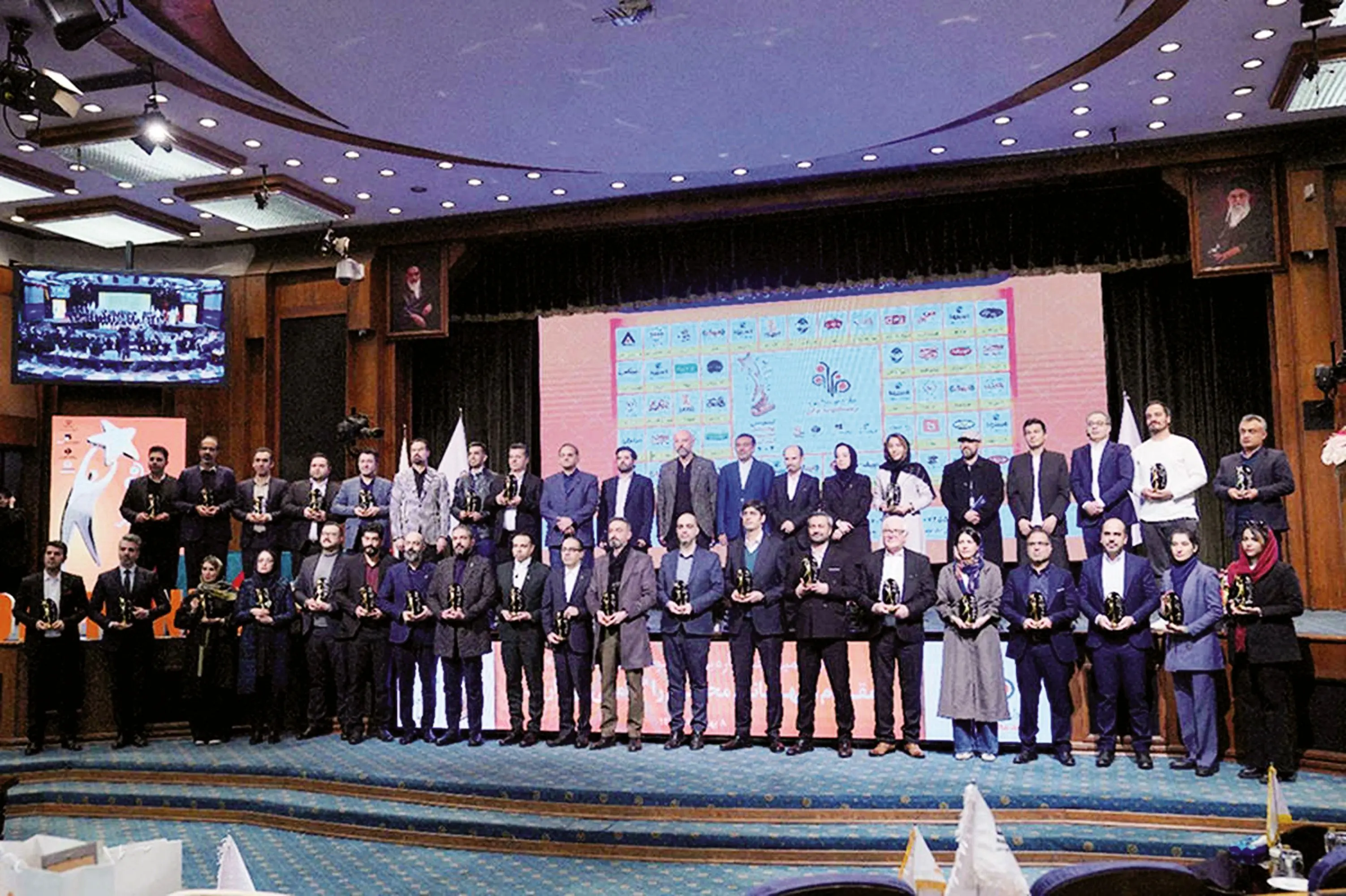 شناسایی ظرفیت‌های داخلی راه عبور  از بحران‌های اقتصادی