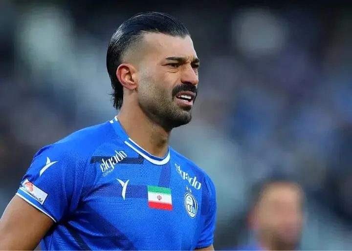 تنش در تمرین استقلال؛ درگیری رضاییان و ساپینتو موجب ترک تمرین شد