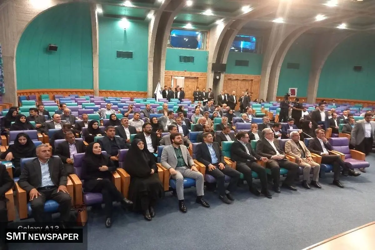 دومین نشست سراسری هم‌اندیشی تجارت خارجی کشور با حضور رئیس کل سازمان توسعه تجارت در اصفهان آغاز به کار کرد.