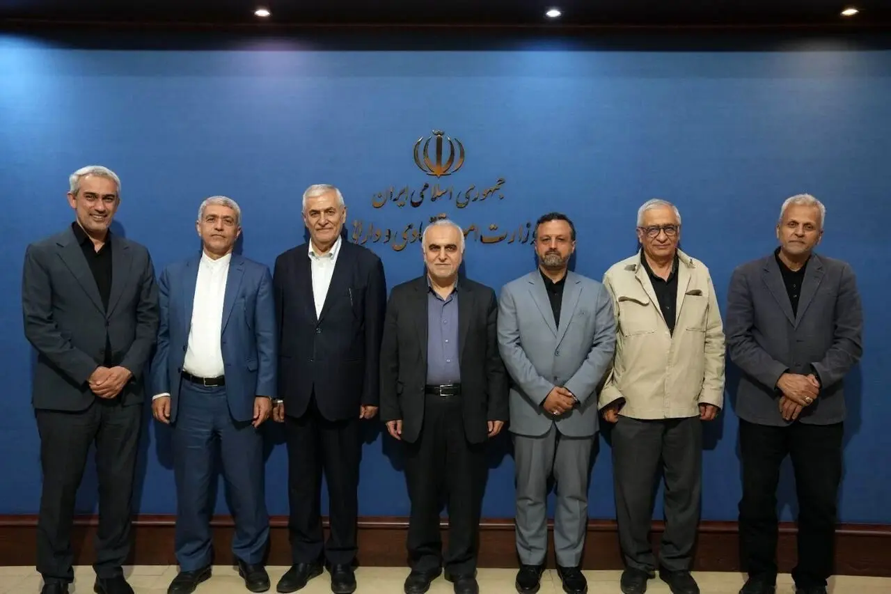 دیدار دکتر مدنی زاده با وزرای اسبق اقتصاد 