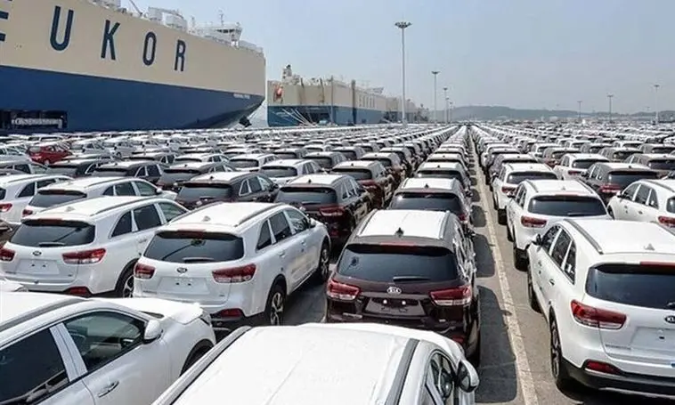 نوسانات ارزی، بازار خودرو را لرزاند؛ جهش ۱ میلیاردی در قیمت‌ها