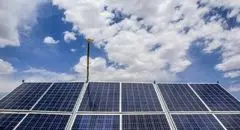 ورود وام اشتغال مددجویان به نیروگاه‌های خورشیدی اقدامی مهم در جهت رفع ناترازی انرژی