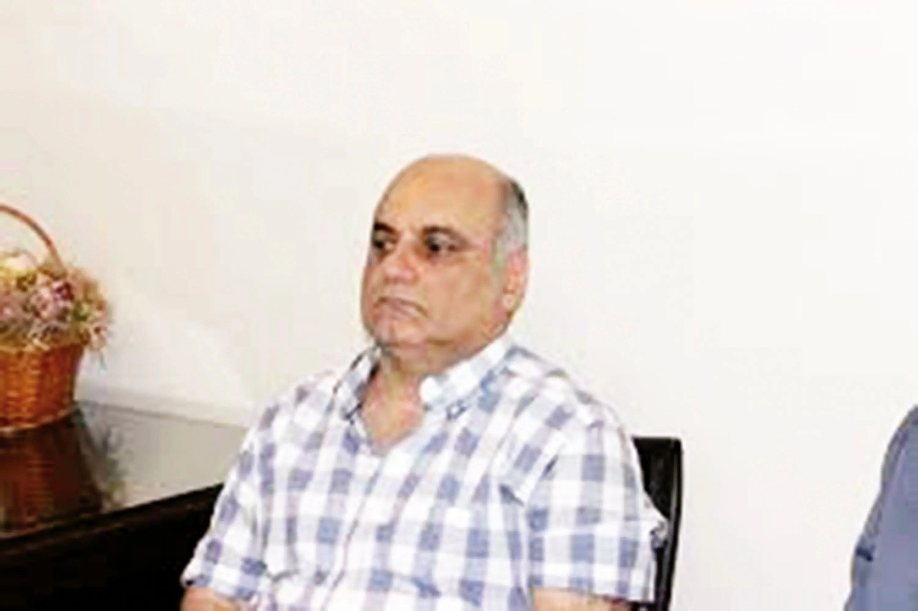 ساختمان‌سازی در بیراهه