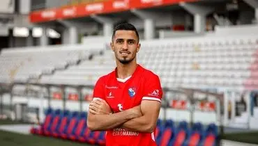 چراغ سبز علی علیپور برای تمدید قرارداد با پرسپولیس