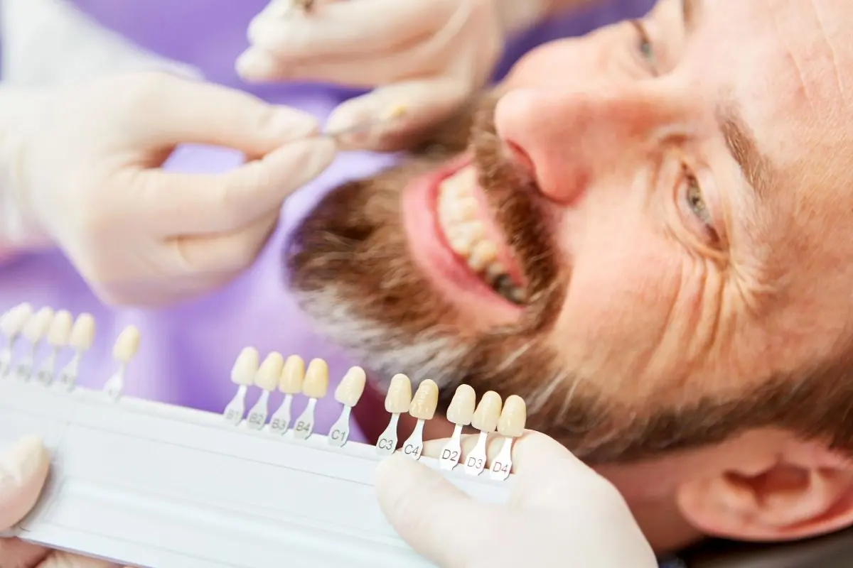 ترمیم دندان‌های آسیب‌دیده | روش‌های نوین برای بازگرداندن لبخند طبیعی