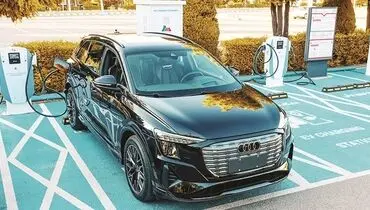 خودروهای برقی پشت چراغ قرمز زیرساخت‌ها