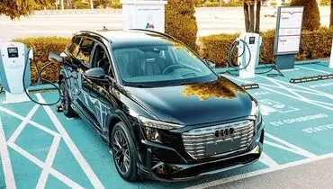 خودروهای برقی پشت چراغ قرمز زیرساخت‌ها