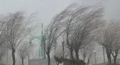 وزش باد شدید در تهران/ کاهش دما تا ۶ درجه