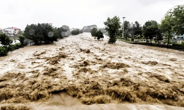 چرخه معیوب سیل، امداد، بازسازی