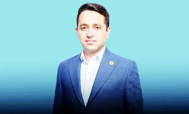 ی ۶