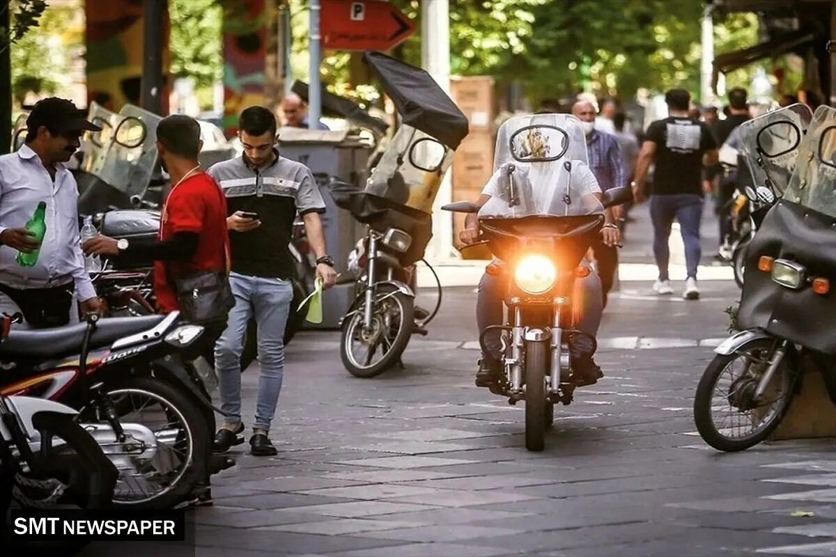 پیک‌های موتوری در تله بنزین ۱۰ هزار تومانی